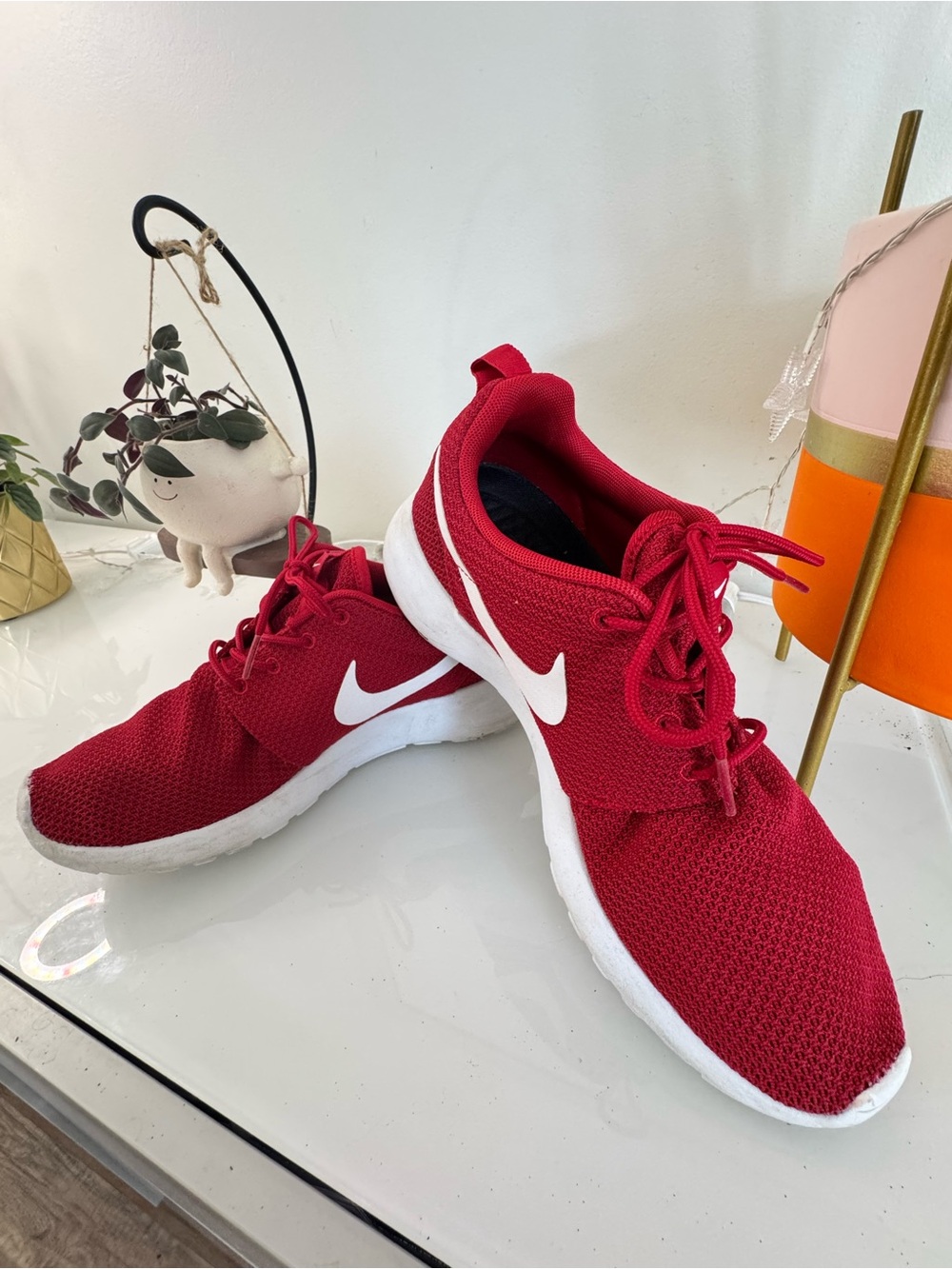 Nike Roshe Red Mesh Running Shoes with White Swoosh US 8 - Picture 2 of 6